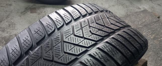 Pirelli Winter Sottozero 3 275/35 R21 103W