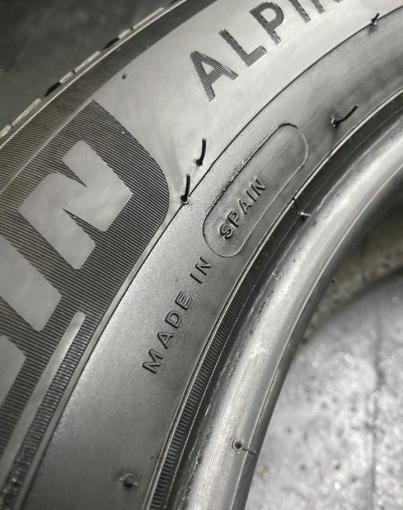 Michelin Alpin 6 215/55 R17