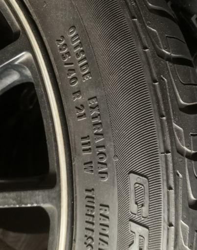 Continental ContiCrossContact UHP 295/40 R21 111W