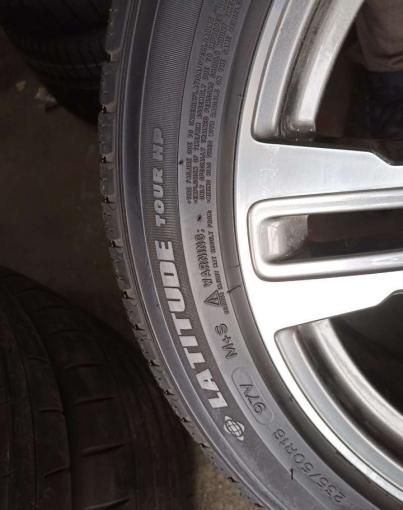 Michelin Latitude Tour HP 235/50 R18