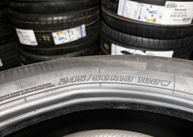 Yokohama Advan Sport V105 245/50 R18