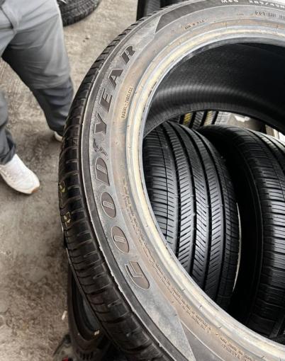 Goodyear Eagle Touring 285/45 R22