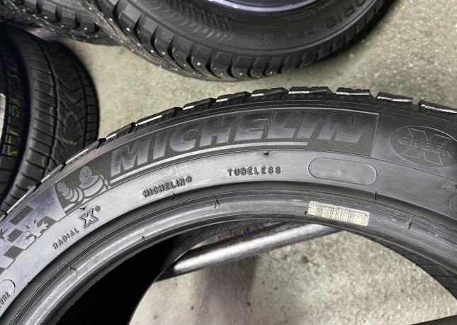 Michelin Pilot Alpin PA4 255/45 R19 100V