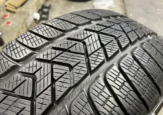Pirelli Scorpion Winter 235/55 R19