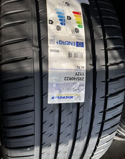 Michelin Pilot Sport 4 S 295/40 R22