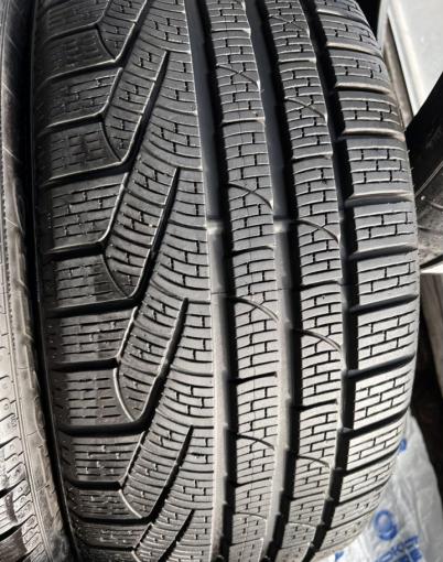 Pirelli Winter Sottozero II 245/45 R19 и 275/40 R19