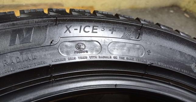 Michelin X-Ice 3 245/45 R18