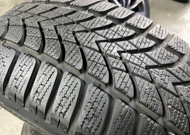 Dunlop SP Winter Sport 4D 215/55 R18 95H