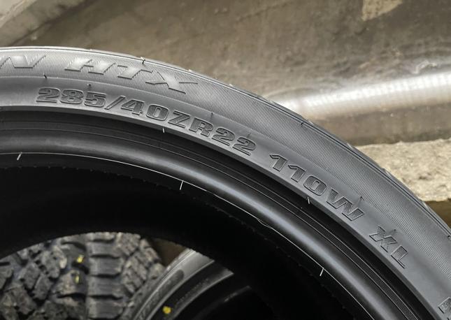 Lexxis Orezon HTX 285/40 R22 и 325/35 R22 Y