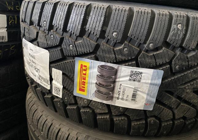 Pirelli Ice Zero 295/40 R21 111H