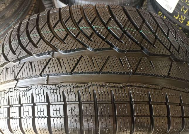 Michelin Pilot Alpin PA4 245/35 R19