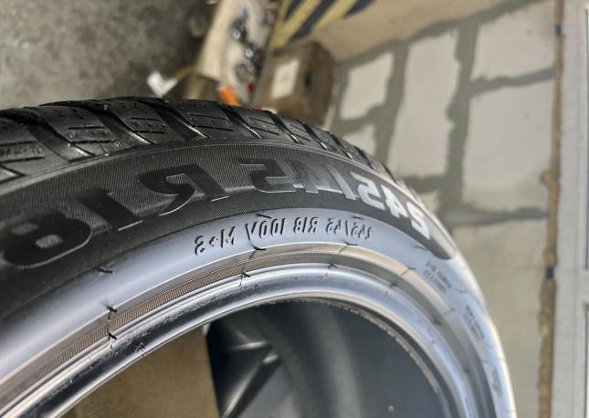 Pirelli Winter Sottozero 3 245/45 R18