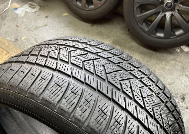 Pirelli Scorpion Winter 295/35 R21 107V