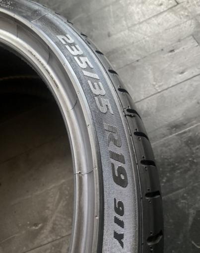 Pirelli P Zero Gen-2 235/35 R19