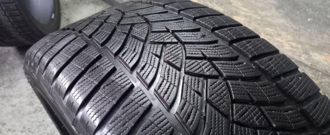 Goodyear UltraGrip Performance 275/40 R21 107V