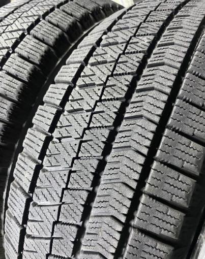 Bridgestone Blizzak VRX2 185/60 R15