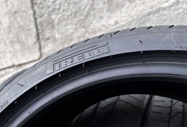 Pirelli P Zero 305/30 R20 и 245/35 R20