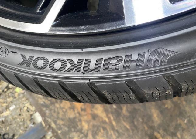 Hankook Winter I&#39;Cept Evo2 W320A SUV 285/30 R22 101W