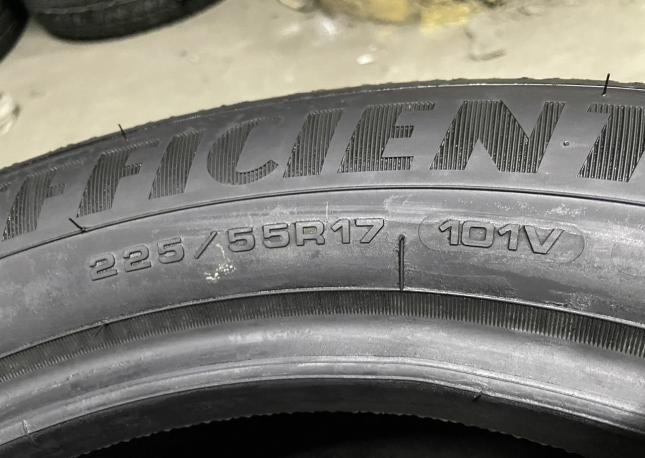 Goodyear EfficientGrip Performance 225/55 R17 101V