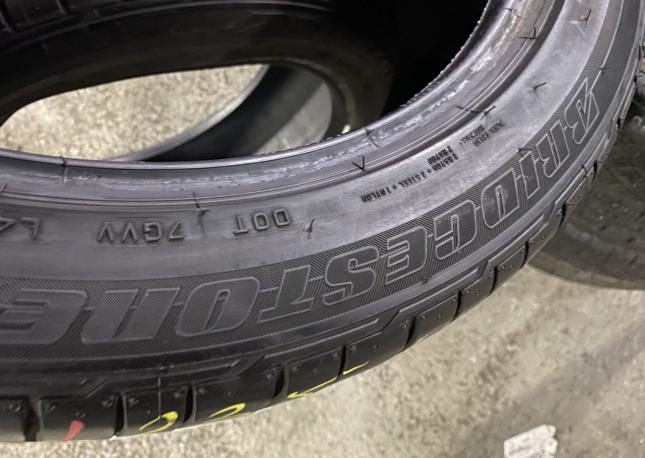 Bridgestone Potenza RE050 235/45 R18 94W