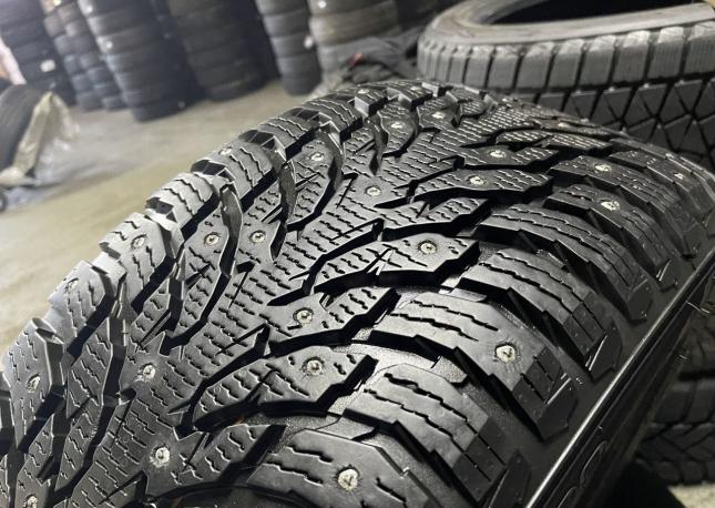 Nokian Tyres Hakkapeliitta 9 SUV 275/45 R20 110T