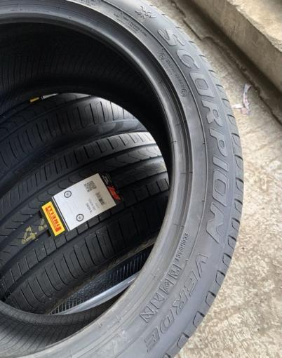 Pirelli Scorpion 295/40 R21