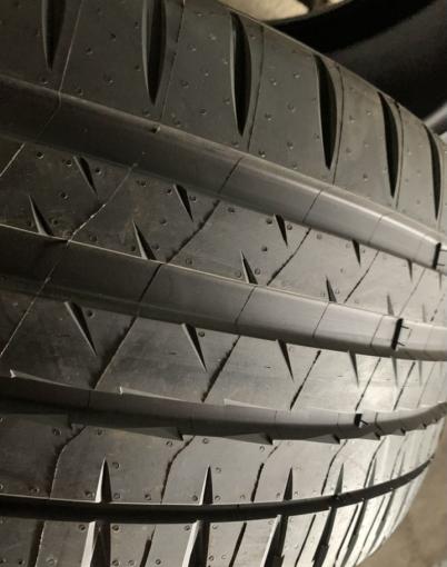 Michelin Pilot Sport 4 S 245/40 R20 и 275/35 R20