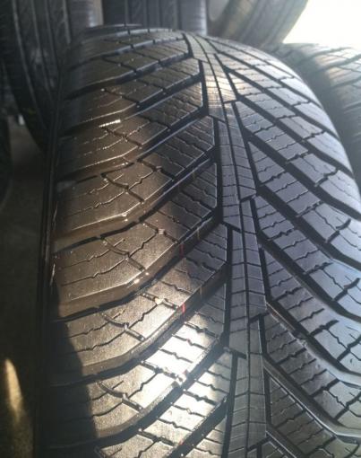 Kumho Solus HA31 235/50 R17 103V