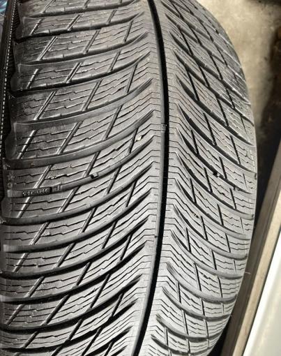 Michelin Alpin 5 245/40 R19 и 275/35 R19 V