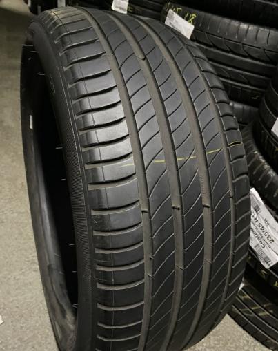 Michelin Primacy 4 235/45 R18