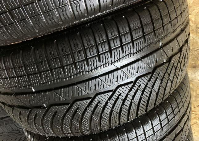 Michelin Pilot Alpin 4 245/45 R18