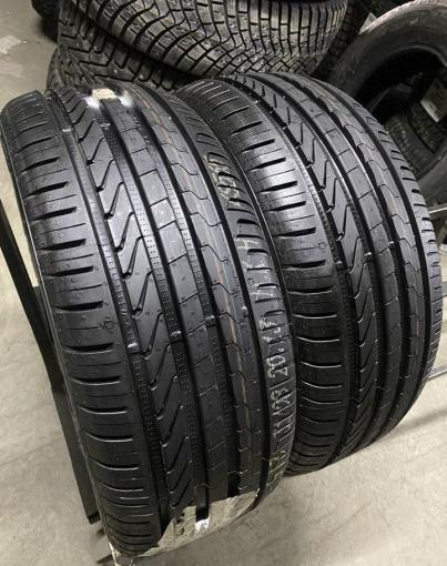 Cooper Zeon CS8 215/45 R17