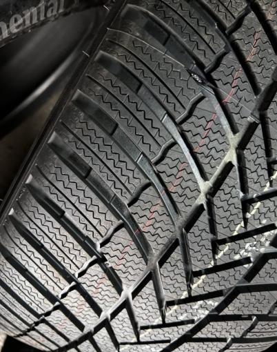 Bridgestone Blizzak LM-005 295/35 R21