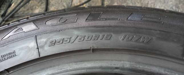 Goodyear Eagle F1 Asymmetric 255/50 R19 107W