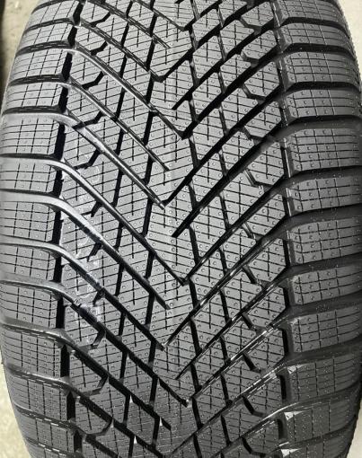 Pirelli Scorpion Winter 2 285/45 R21 113V