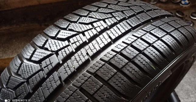 Hankook Winter I&#39;Cept Evo2 W320 215/55 R17