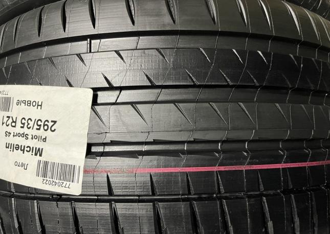 Michelin Pilot Sport 4 S Acoustic 295/35 R21 и 315/30 R22 Y