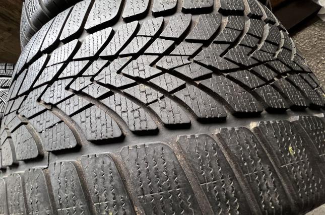 Dunlop SP Winter Sport 4D 285/30 R21