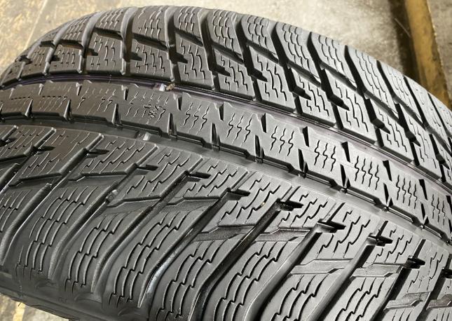 Nokian Tyres WR SUV 3 285/40 R21 109V