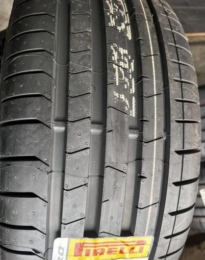 Pirelli P Zero PZ4 225/35 R20