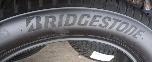 Bridgestone Weather Control A005 225/55 R19 99V