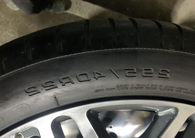 Goodyear Eagle F1 Asymmetric 295/40 R22