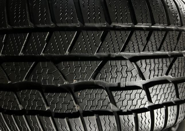 Continental WinterContact TS 850 P 245/40 R20