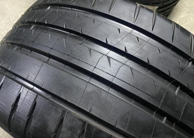 Michelin Pilot Sport 4 295/40 R19 108Y