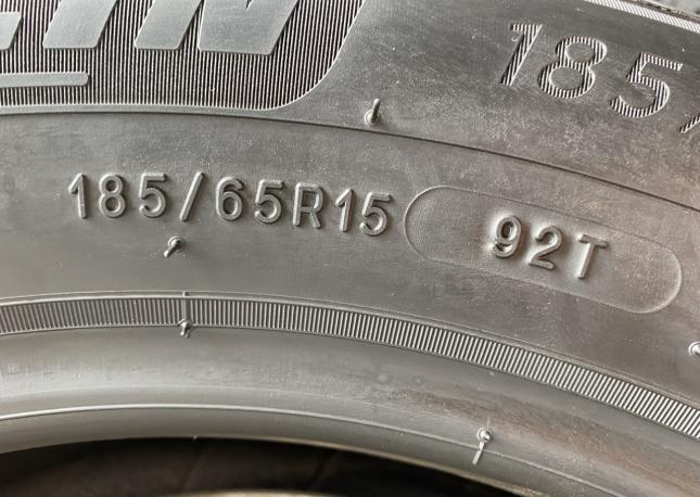 Michelin X-Ice 3 185/65 R15 92T