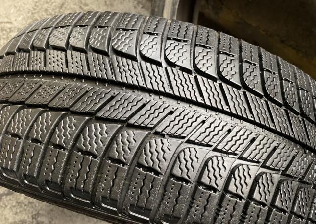 Michelin X-Ice XI3 225/55 R17 101H