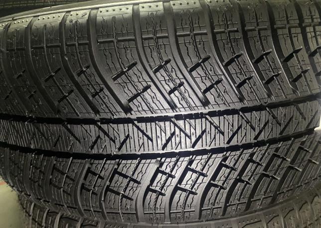 Michelin Pilot Alpin 5 255/55 R19