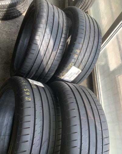 Michelin Pilot Sport 4 S Acoustic 265/40 R22