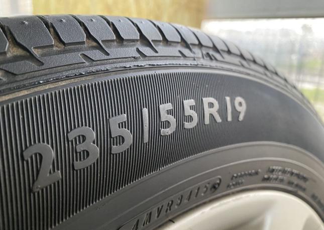 Dunlop SP Sport 270 235/55 R19