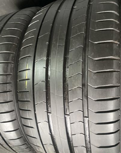 Pirelli P Zero 255/35 R19